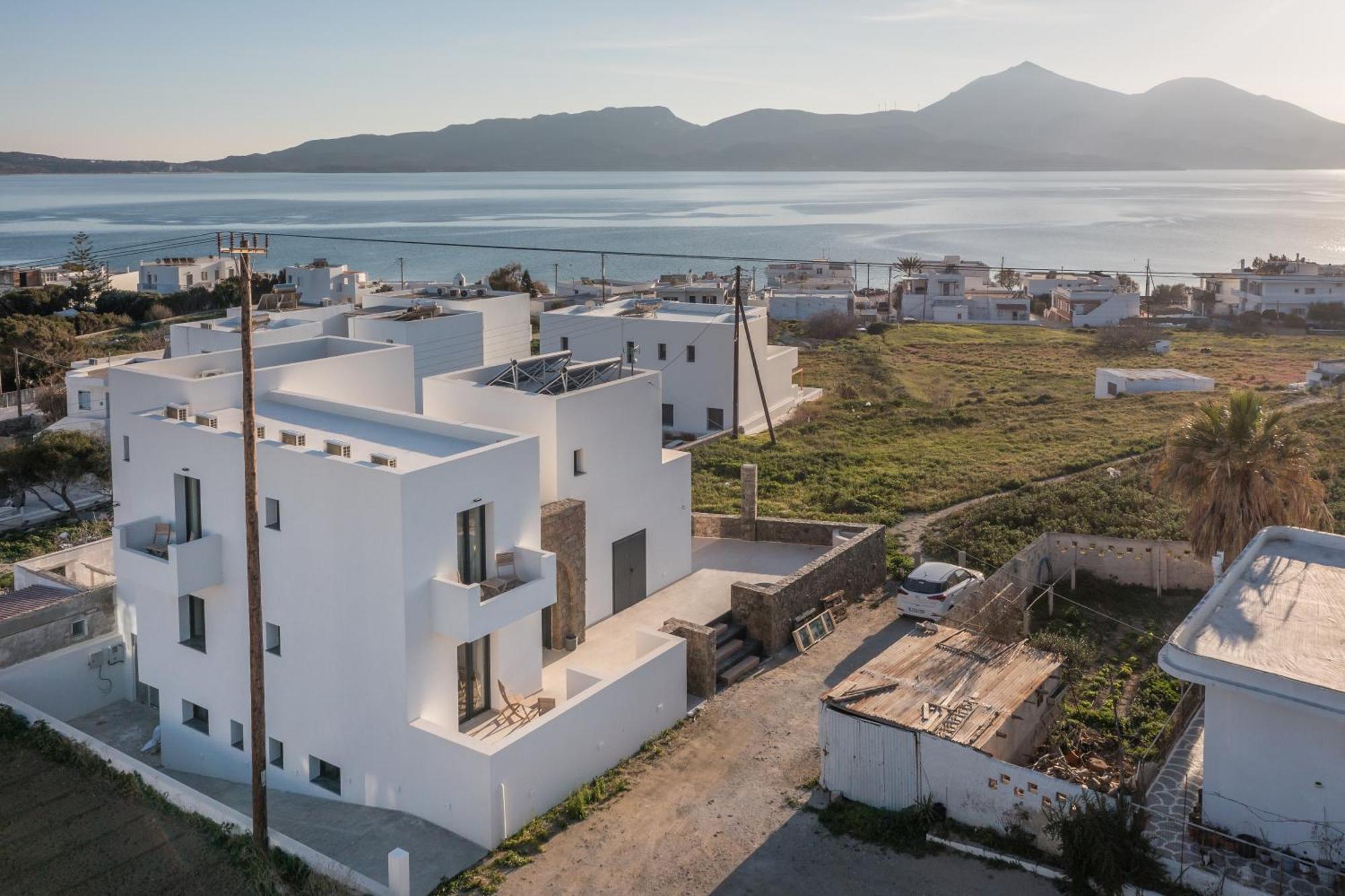 Afroessa Milos Adamantas  Bagian luar foto