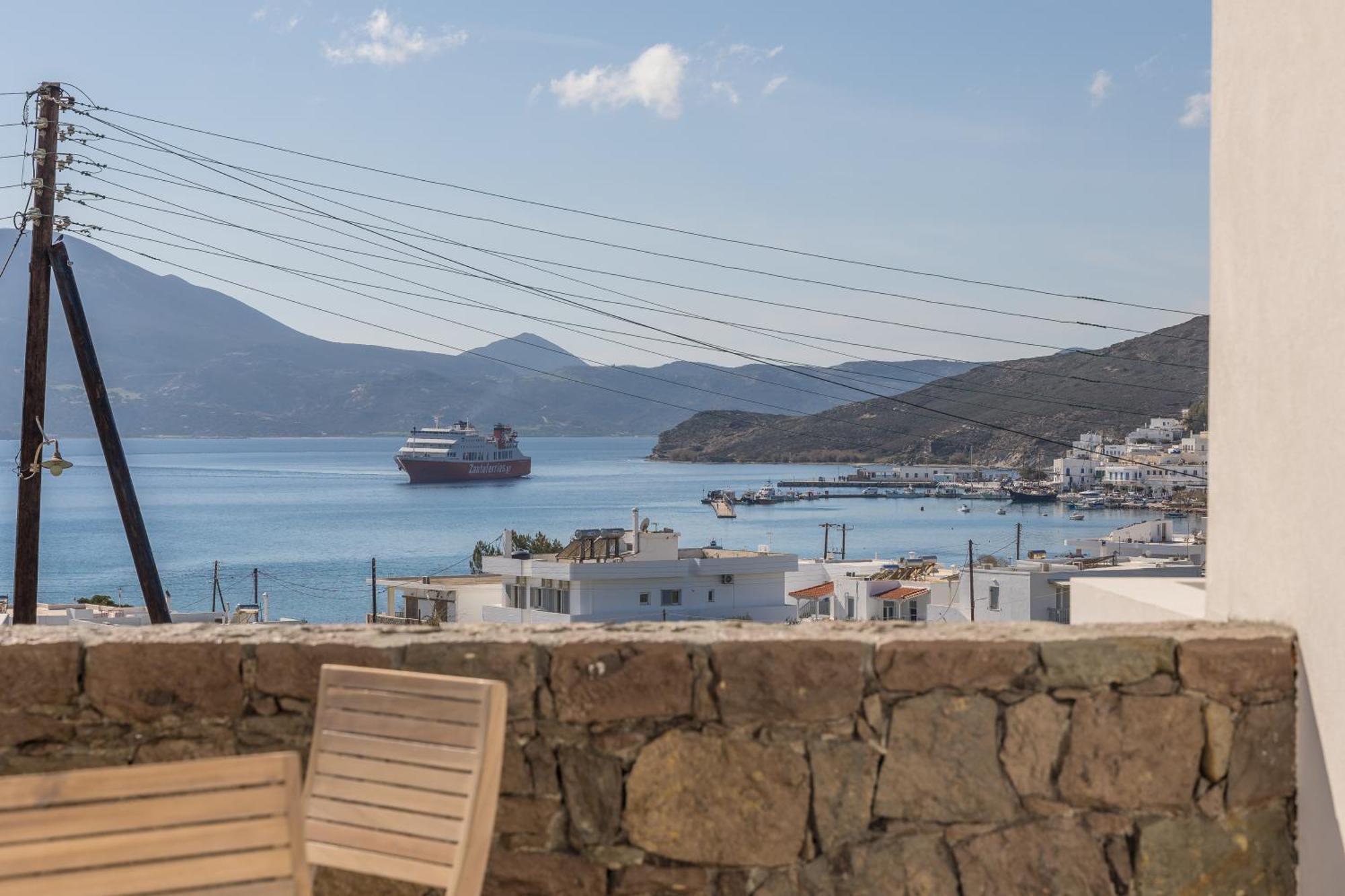 Afroessa Milos Adamantas  Bagian luar foto